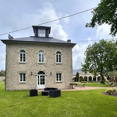 Du Haras De Vaugoubert Saint-Germain-de-Varreville