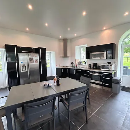 Du Haras De Vaugoubert Feriehus Saint-Germain-de-Varreville